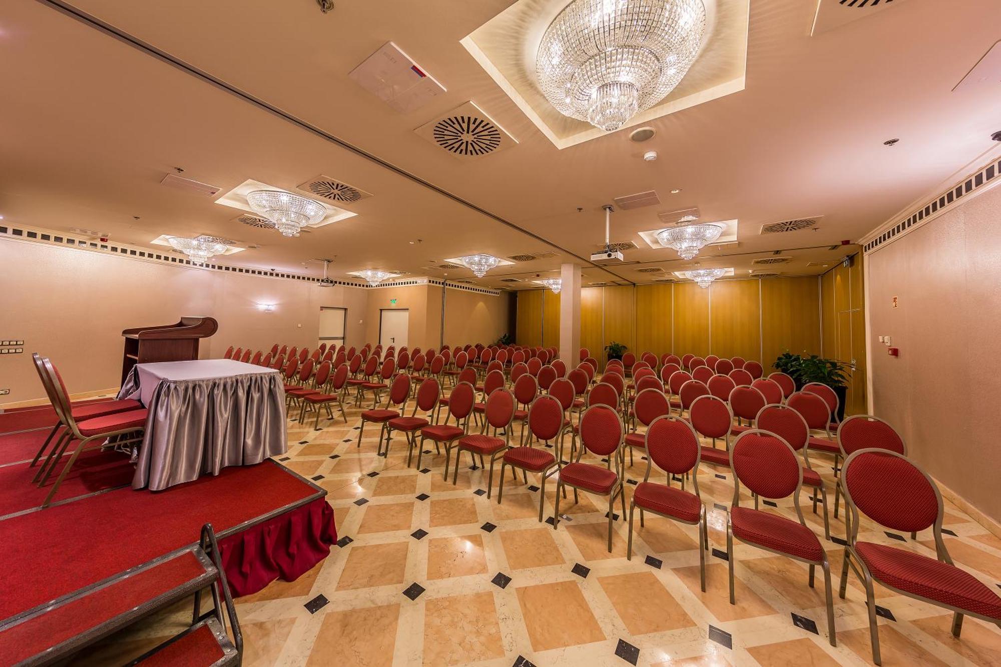 โรงแรมเพรซิเดนท์ บูดาเปสต์ ภายนอก รูปภาพ